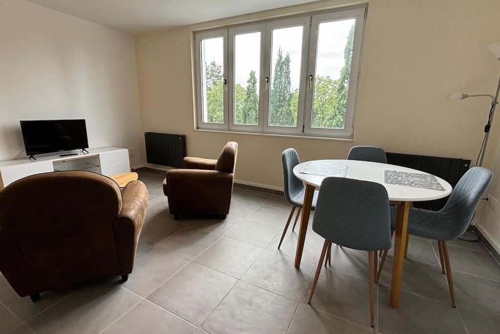T2 Calme Et Lumineux Proche Gare Apartment Arras Exterior photo